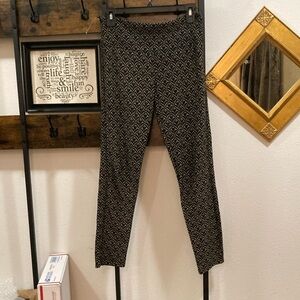COCO + CARMEN leggings. Size S/M